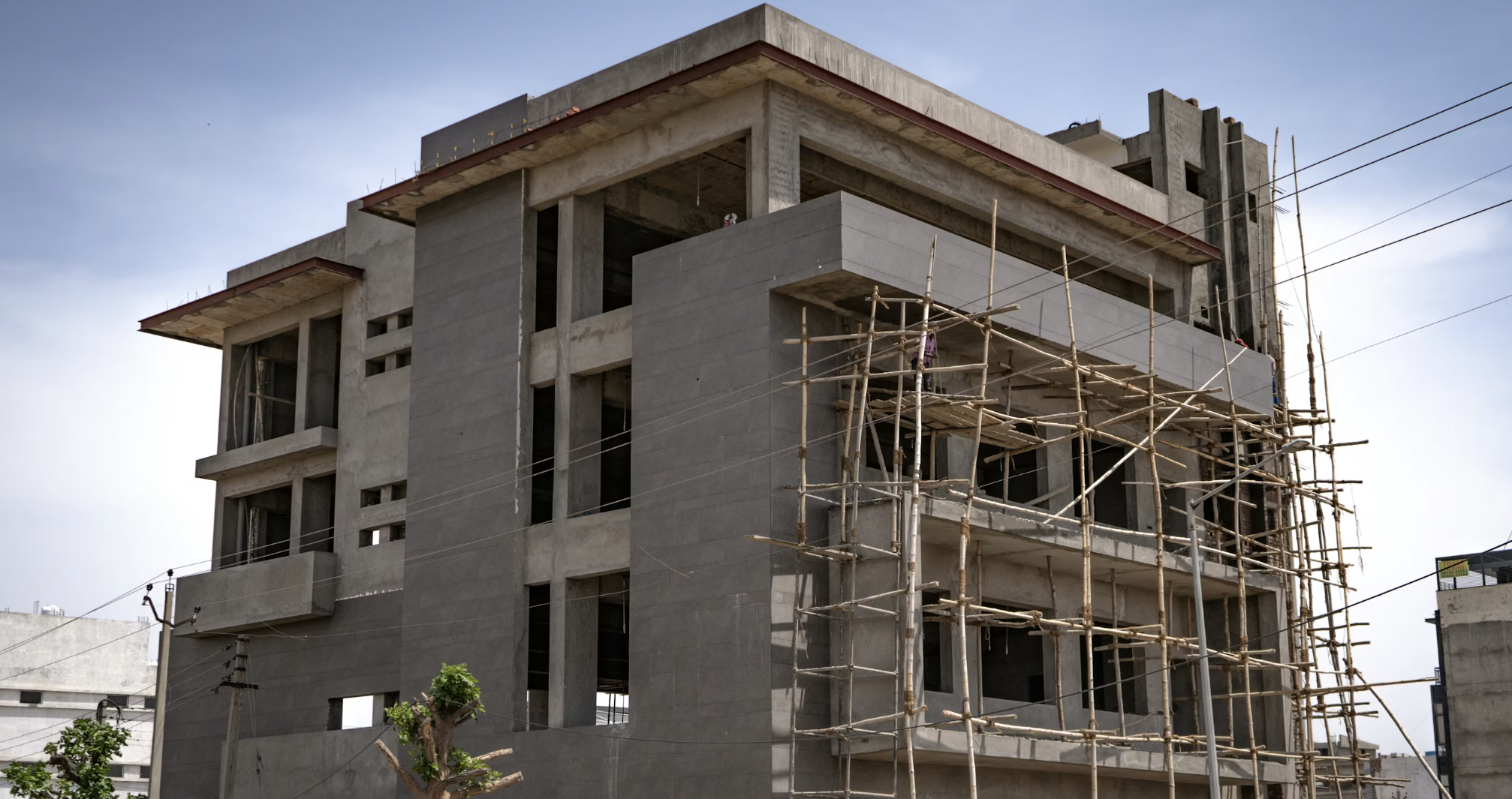 Kat Mülkiyeti ve Kat İrtifakı: Hangisinde Risk Var?